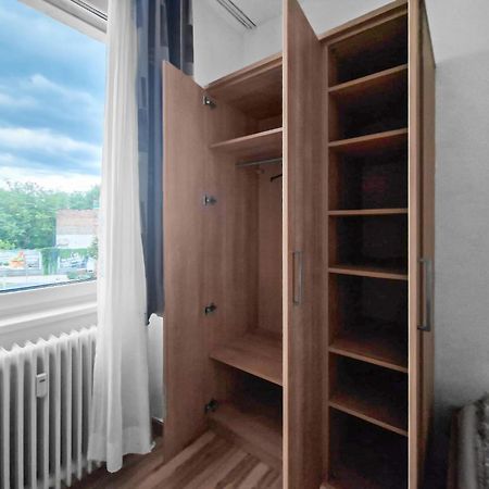 Josef Wolfik Strasse 10 Apartment Stockerau Extérieur photo